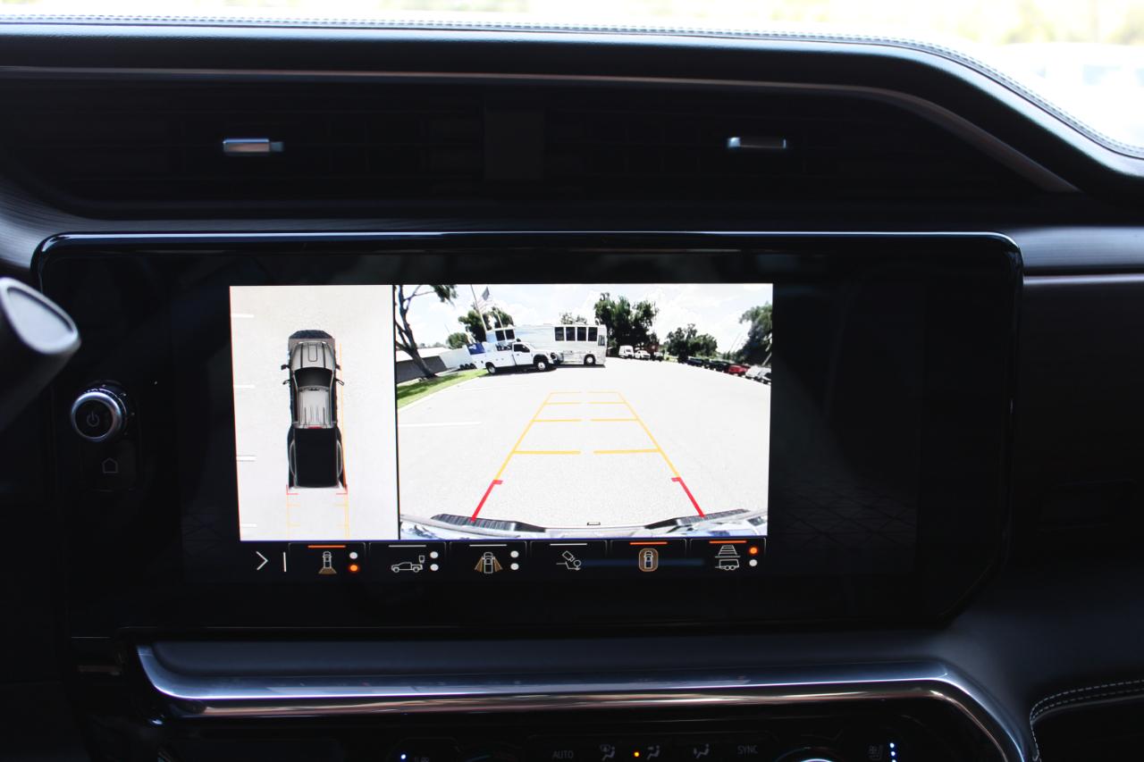 GMC Sierra 3500HD Denali Ultimate Crew Cab 4WD 2024