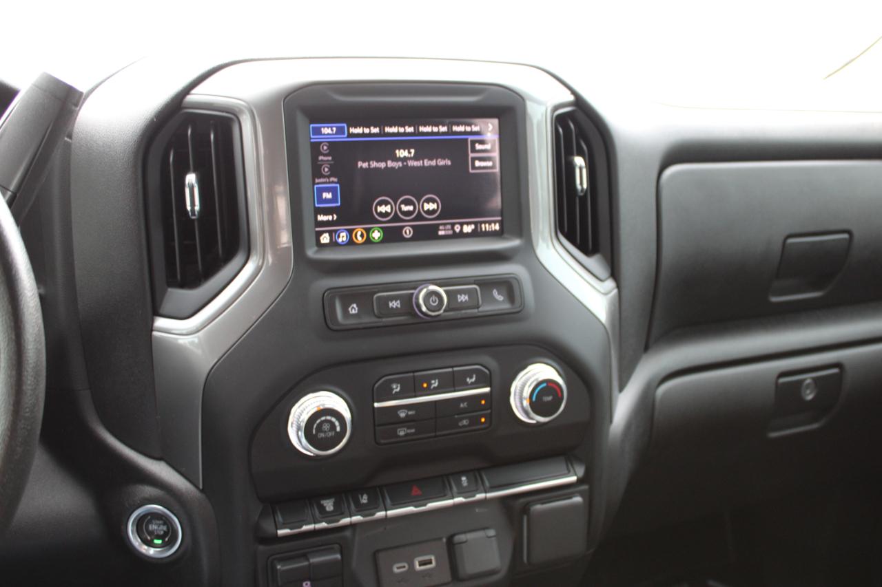 GMC Sierra 3500HD Pro Crew Cab 4WD LB 2024