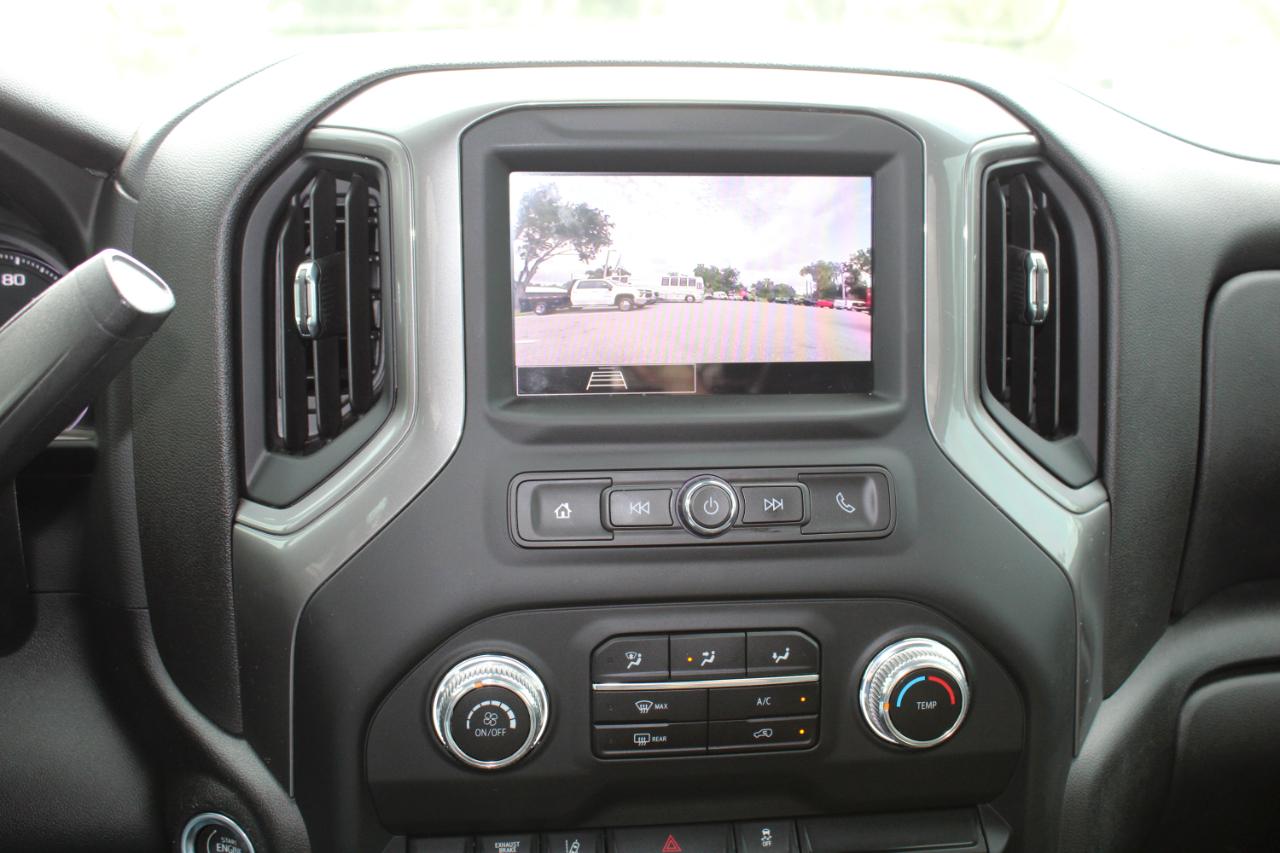 GMC Sierra 3500HD Pro Crew Cab 4WD LB 2024