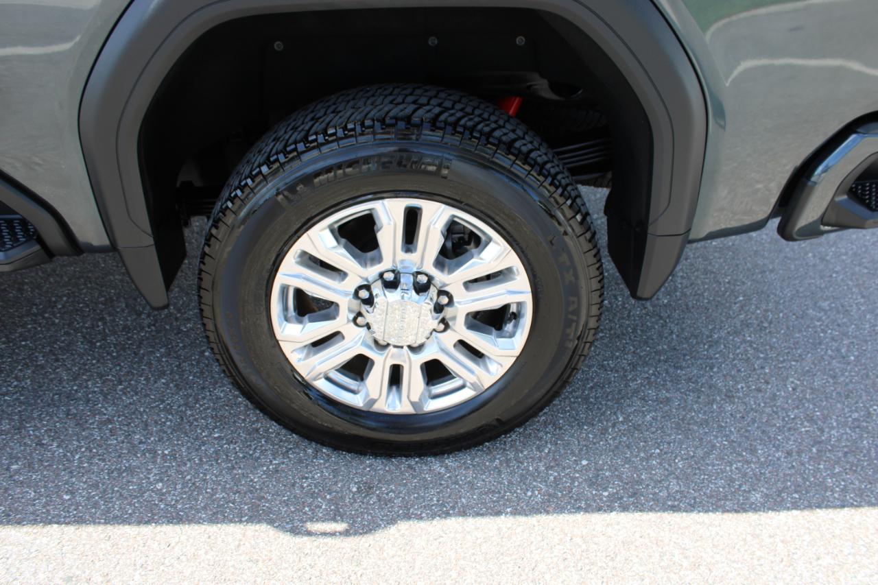 GMC Sierra 2500HD Denali Crew Cab 4WD SB 2022