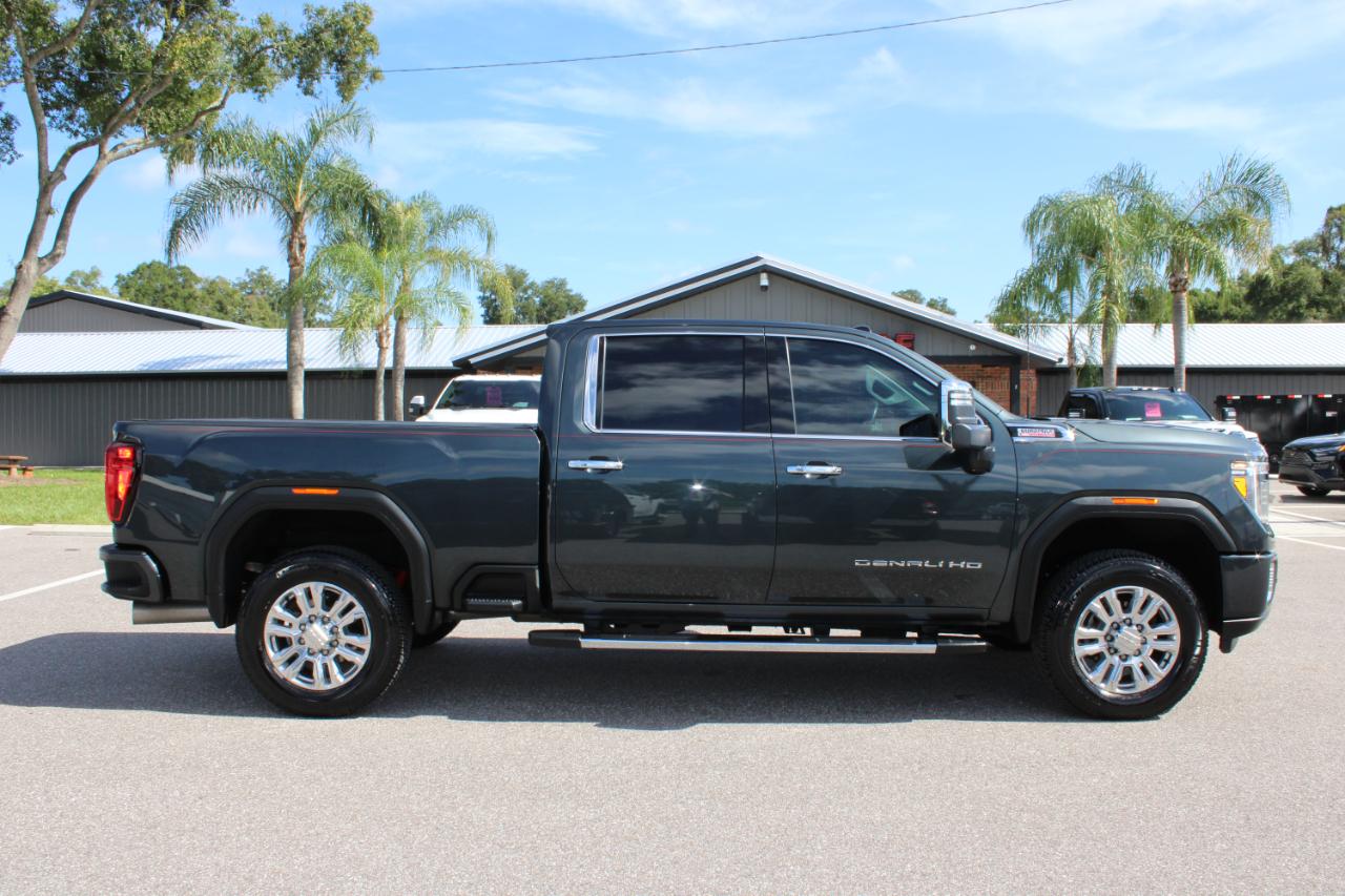 GMC Sierra 2500HD Denali Crew Cab 4WD SB 2022