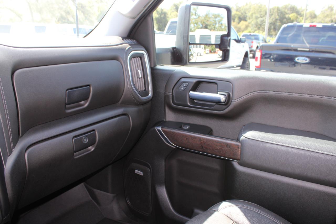 GMC Sierra 2500HD Denali Crew Cab 4WD SB 2022