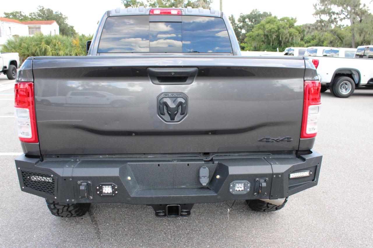 RAM 3500 Tradesman Crew Cab 4WD 2023