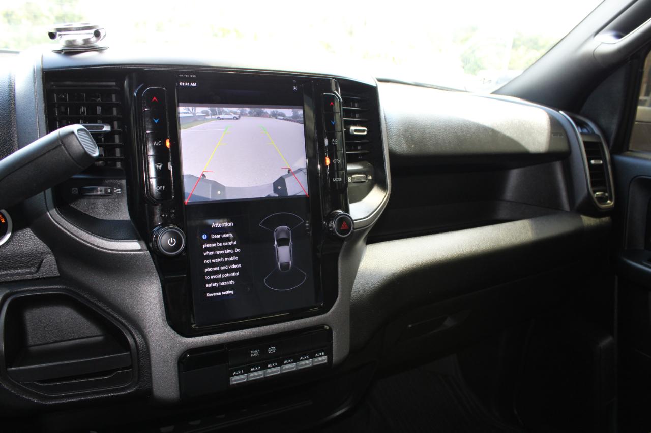 RAM 3500 Tradesman Crew Cab 4WD 2023