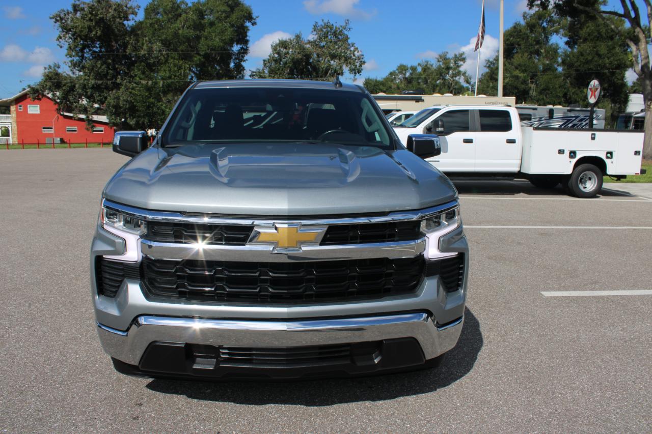 Chevrolet Silverado 1500 LT Crew Cab 2WD 2025