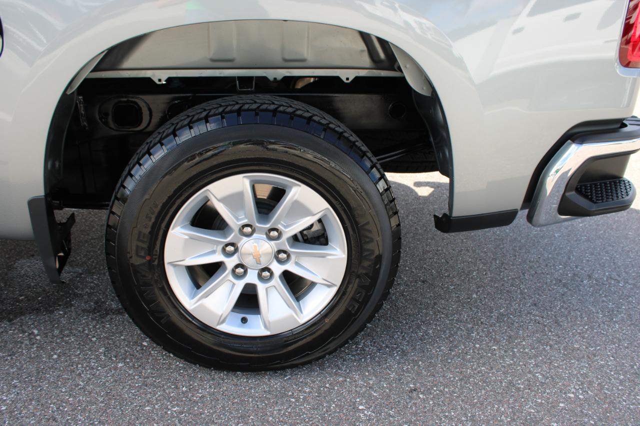 Chevrolet Silverado 1500 LT Crew Cab 2WD 2025