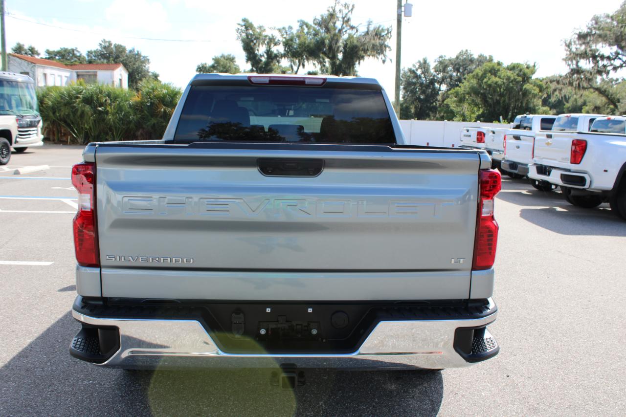 Chevrolet Silverado 1500 LT Crew Cab 2WD 2025