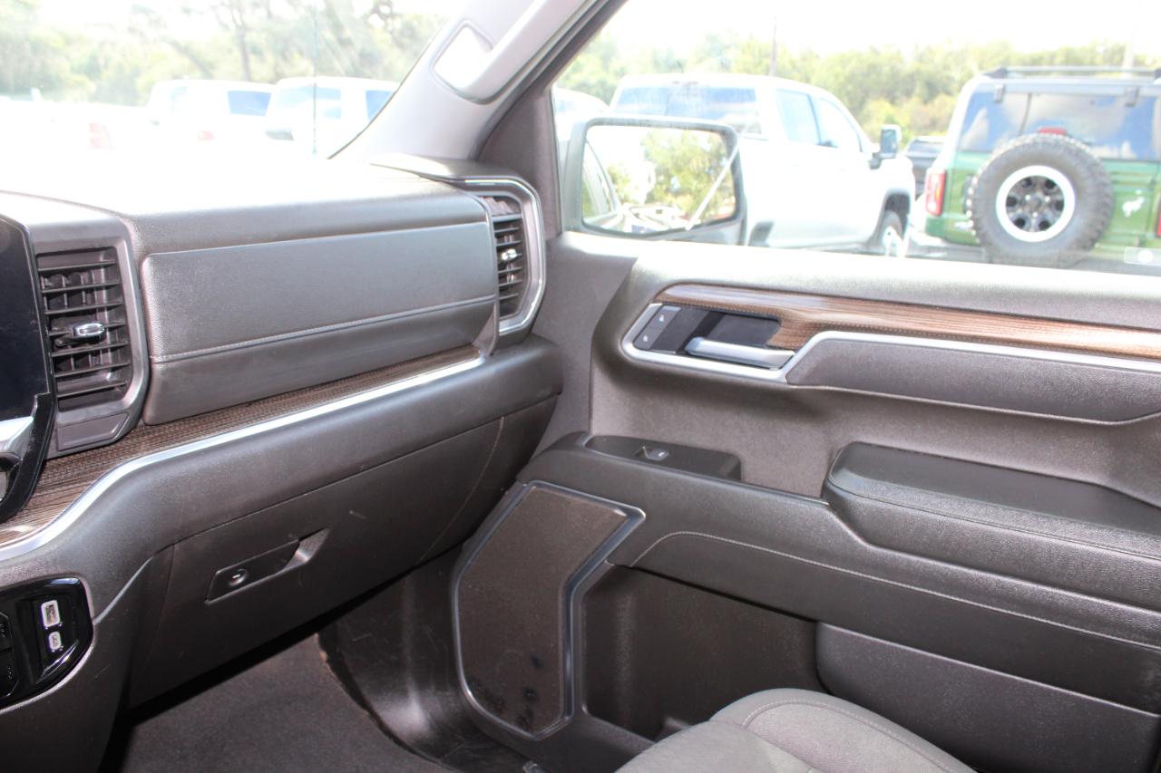Chevrolet Silverado 1500 LT Crew Cab 2WD 2025
