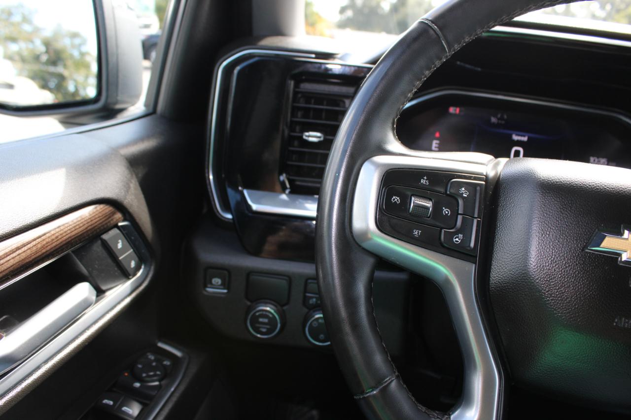 Chevrolet Silverado 1500 LT Crew Cab 2WD 2025