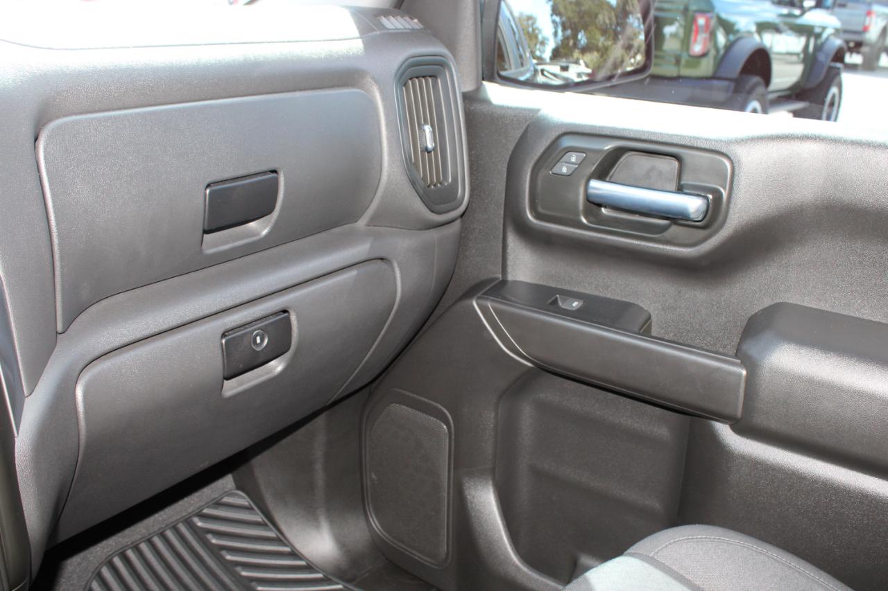 Chevrolet Silverado 1500 Limited Custom Crew Cab Short Box 2WD 2022