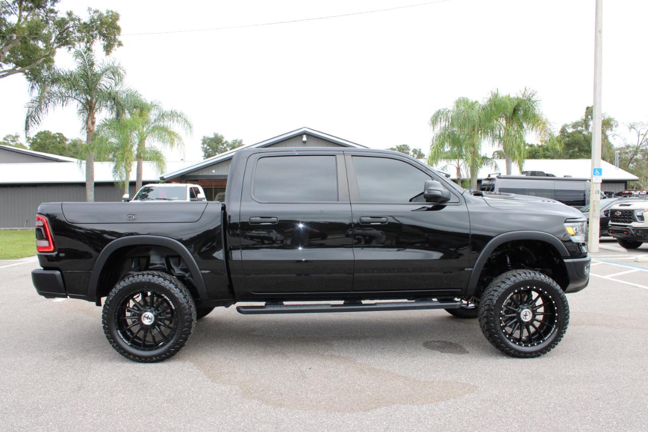 RAM 1500 Rebel Crew Cab SB 4WD 2023