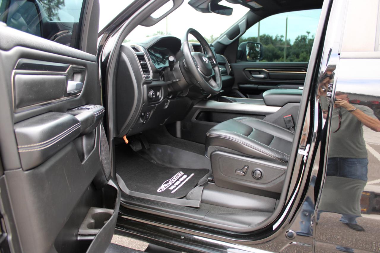 RAM 1500 Rebel Crew Cab SB 4WD 2023
