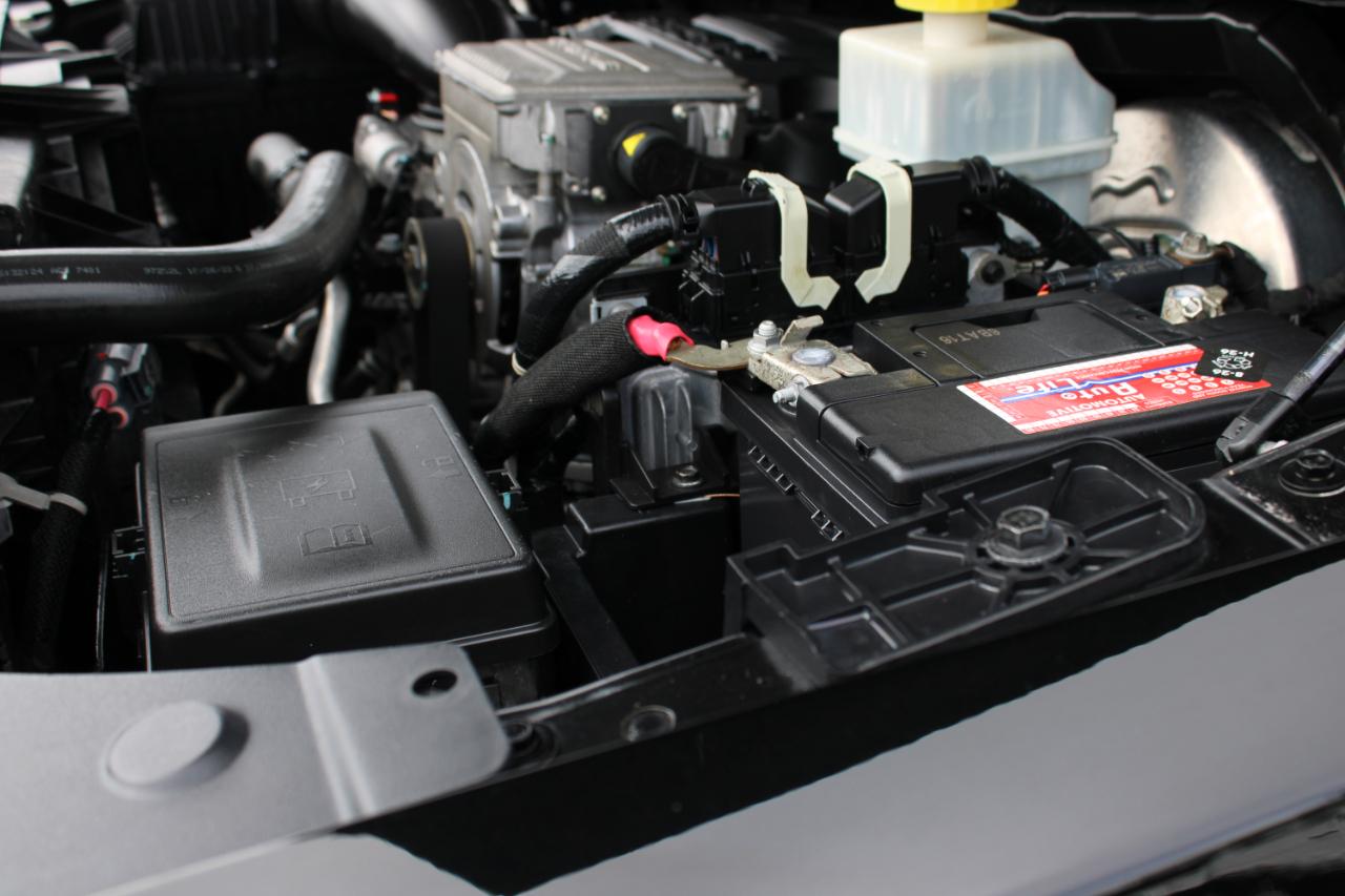 RAM 1500 Rebel Crew Cab SB 4WD 2023