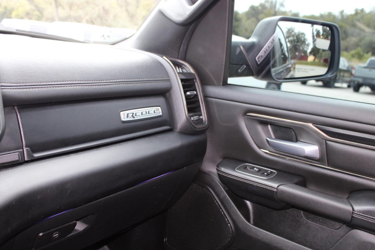 RAM 1500 Rebel Crew Cab SB 4WD 2023