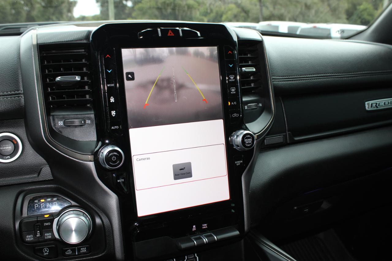 RAM 1500 Rebel Crew Cab SB 4WD 2023