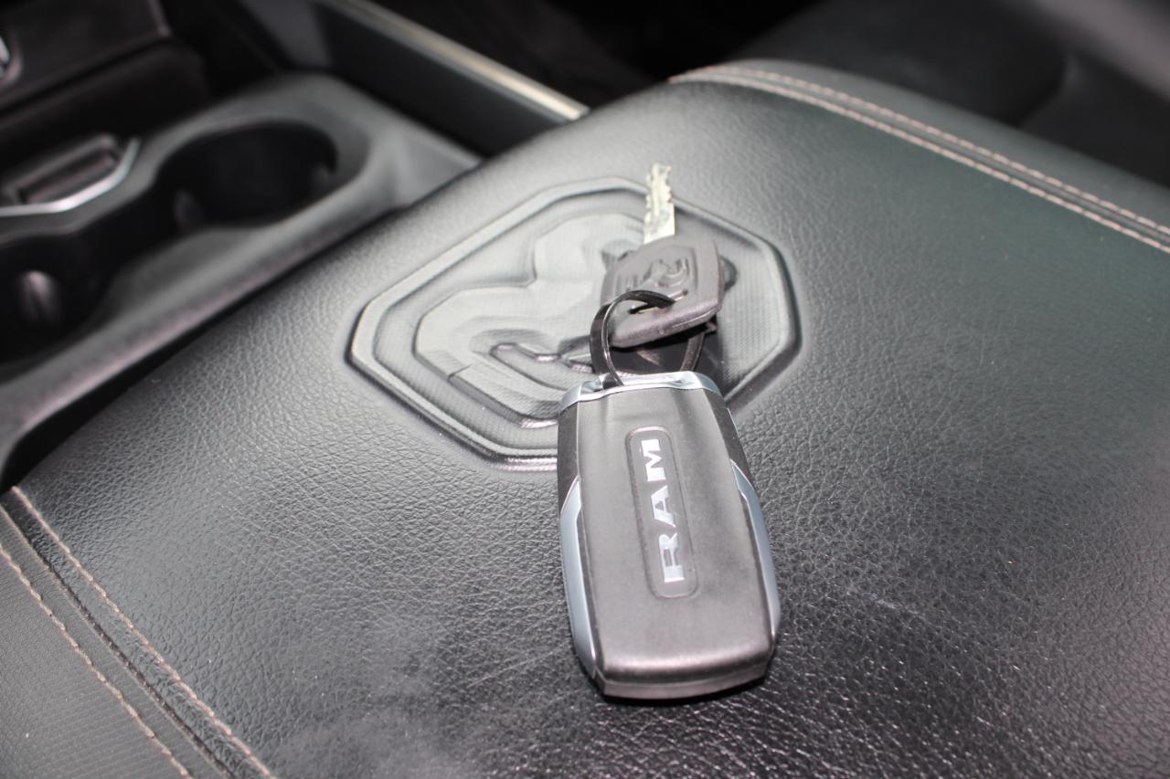 RAM 1500 Rebel Crew Cab SB 4WD 2023