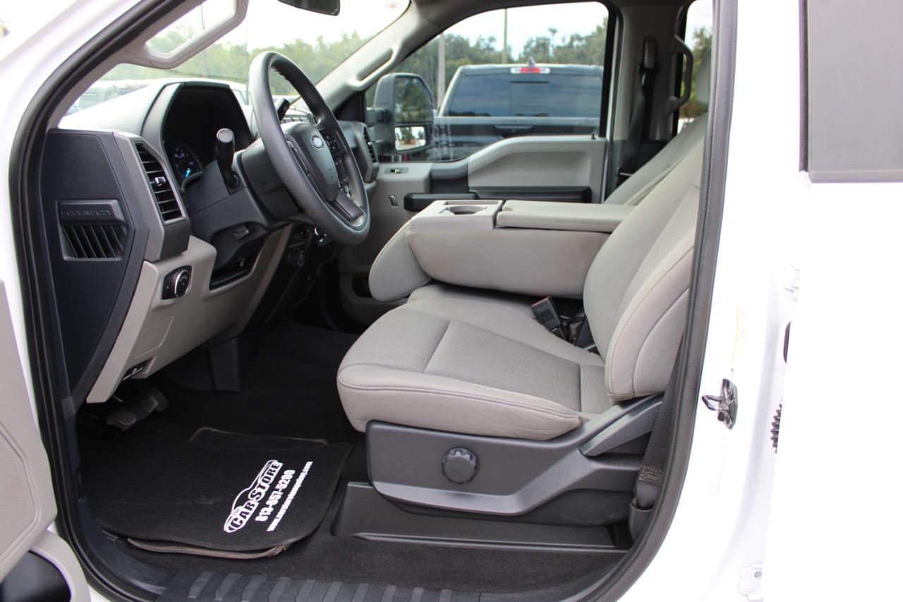 Ford F-250 SD XL Crew Cab 4WD 2022