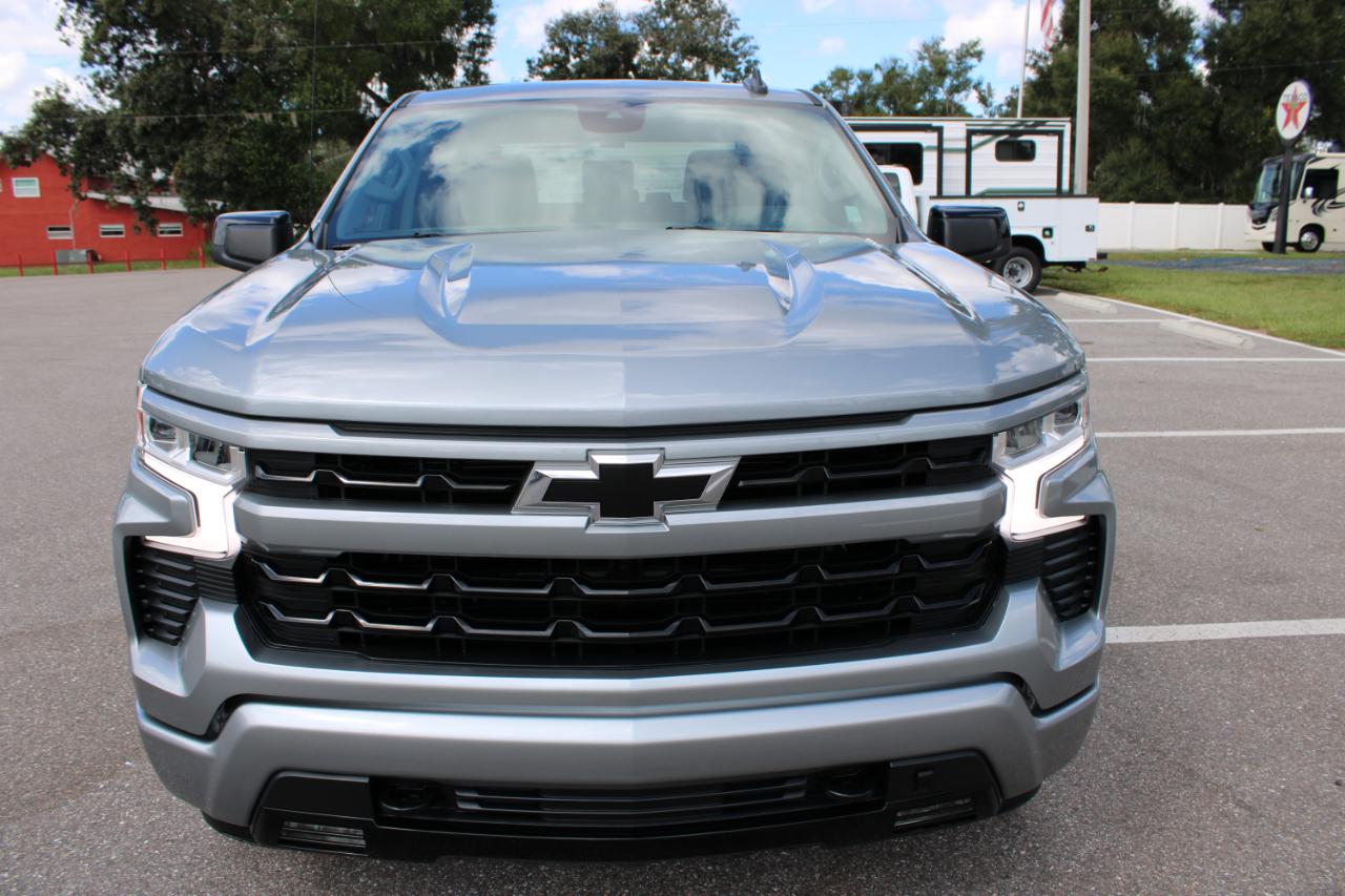 Chevrolet Silverado 1500 RST Crew Cab 2WD 2023