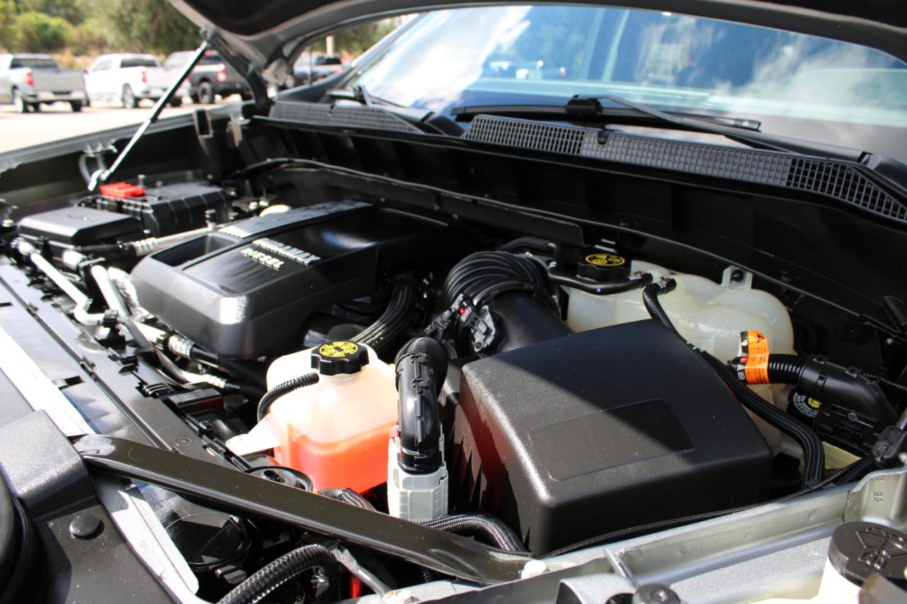 Chevrolet Silverado 1500 RST Crew Cab 2WD 2023