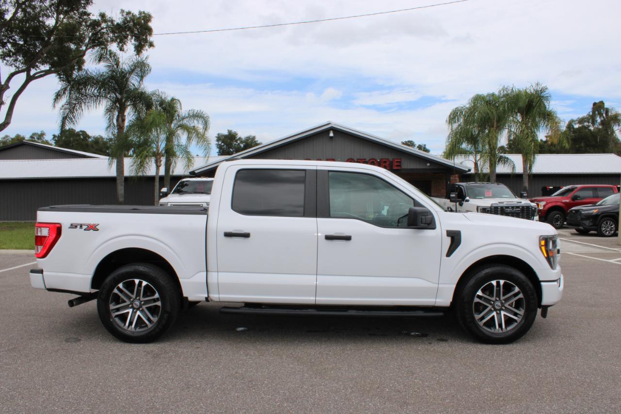 Ford F-150 XL SuperCrew 5.5-ft. Bed 2WD 2023