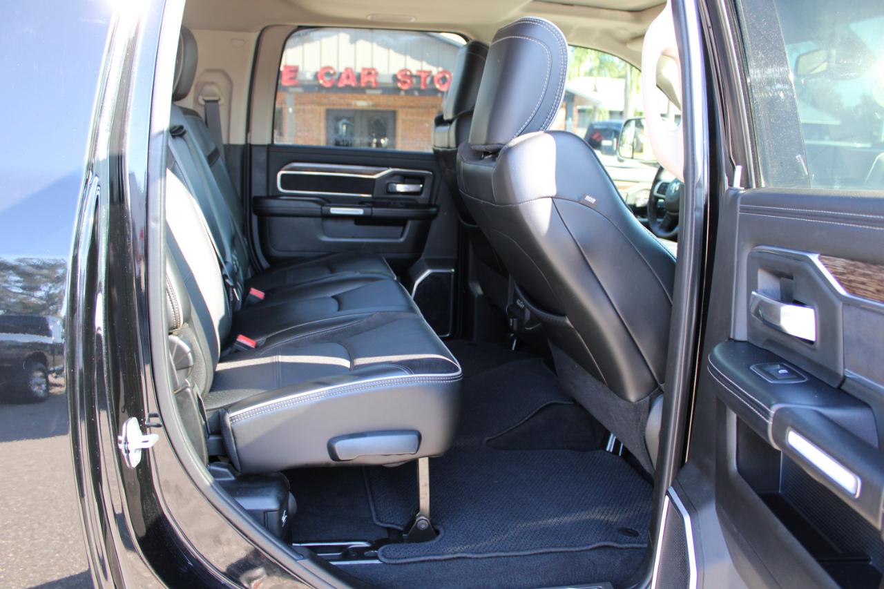 RAM 3500 Laramie Mega Cab 4WD 2019