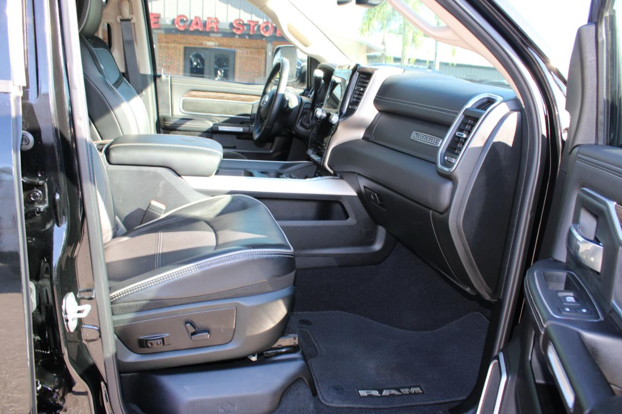 RAM 3500 Laramie Mega Cab 4WD 2019