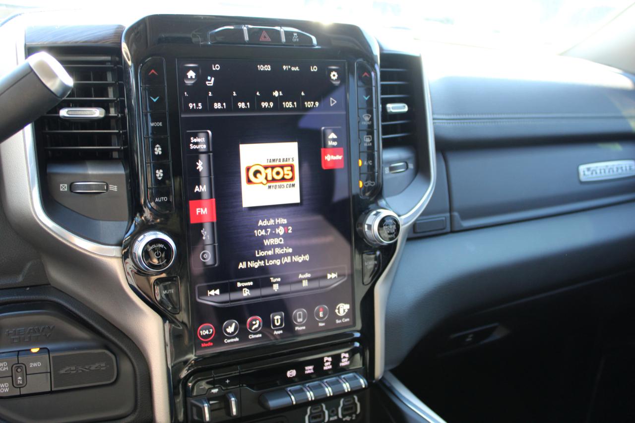 RAM 3500 Laramie Mega Cab 4WD 2019
