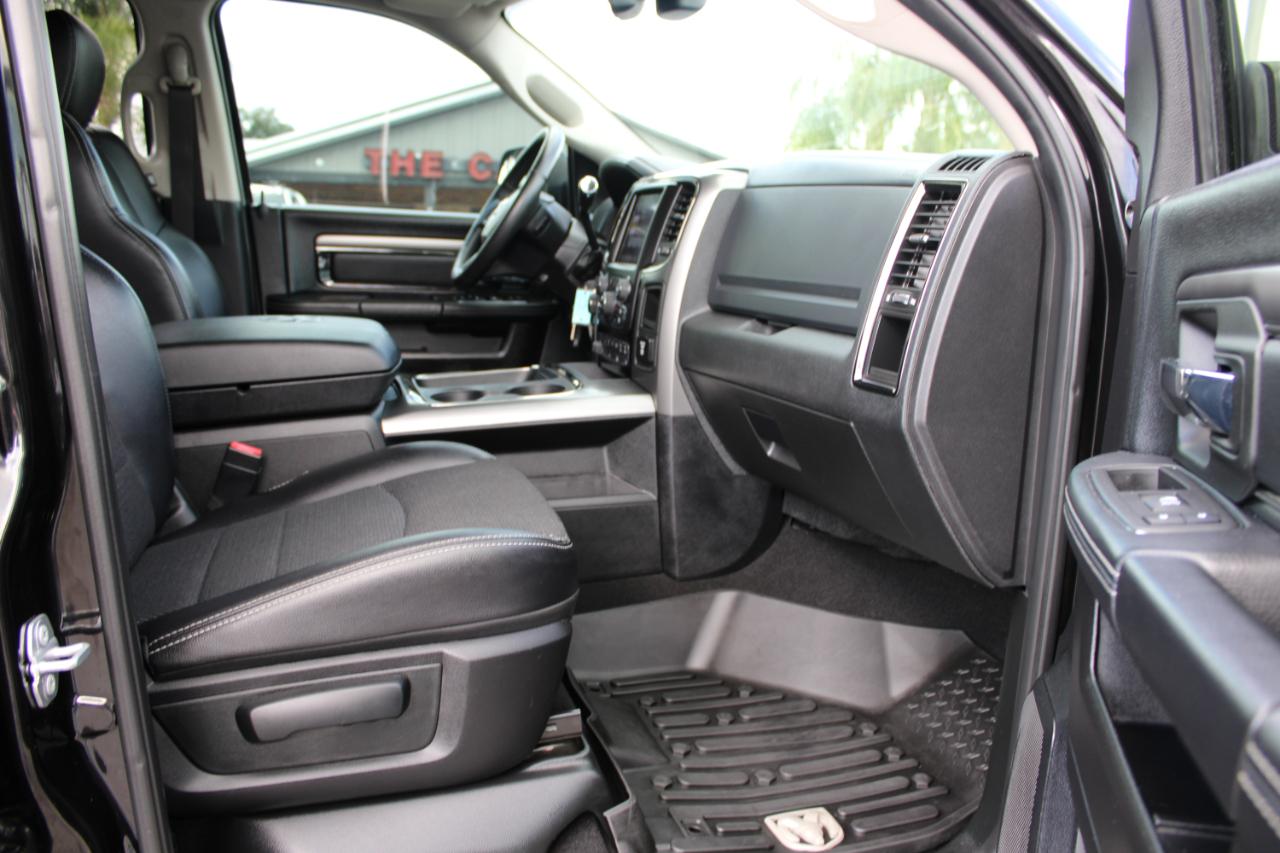 RAM 3500 Big Horn Crew Cab LWB 4WD DRW 2018