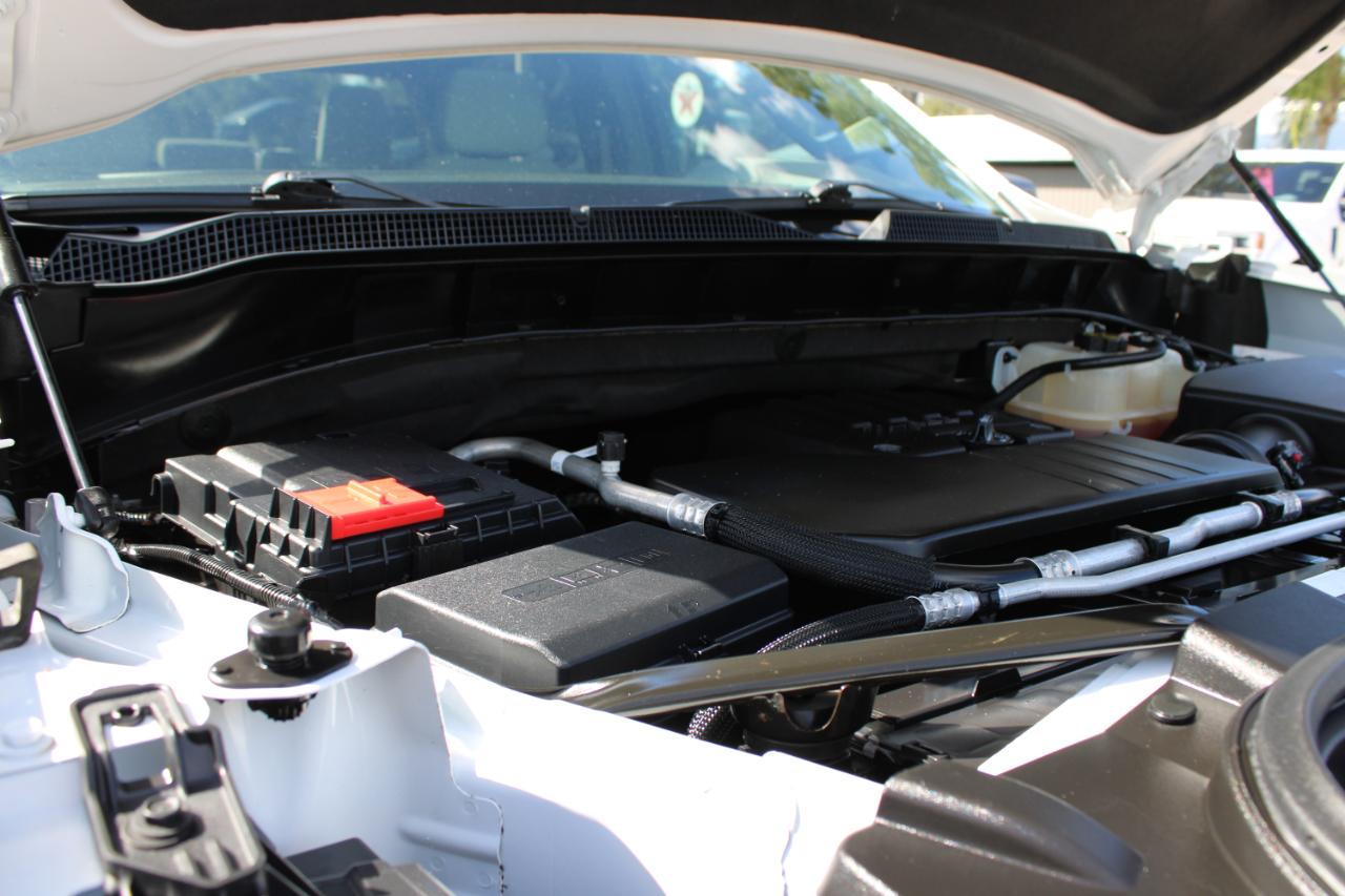 Chevrolet Silverado 1500 LT Crew Cab 4WD 2023
