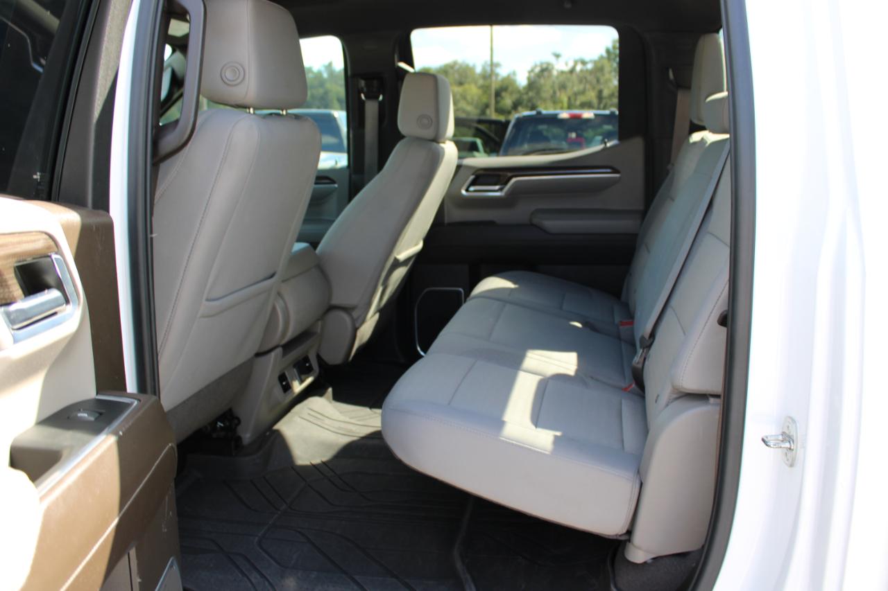 Chevrolet Silverado 1500 LT Crew Cab 4WD 2023