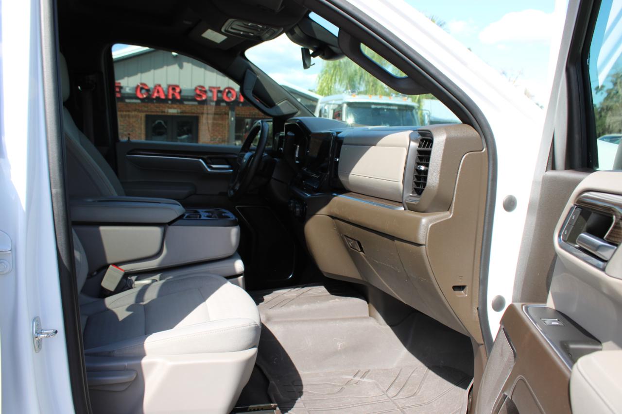 Chevrolet Silverado 1500 LT Crew Cab 4WD 2023