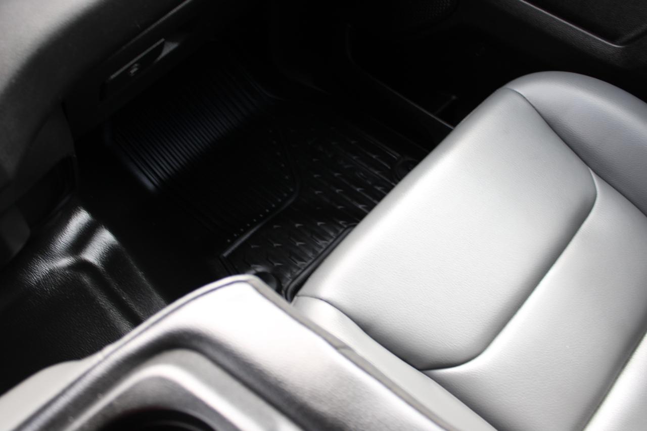 RAM 1500 Tradesman Quad Cab 2WD 2023