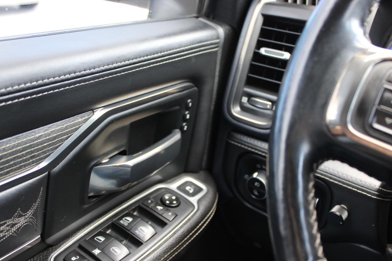 RAM 3500 Limited Mega Cab 4WD 2020