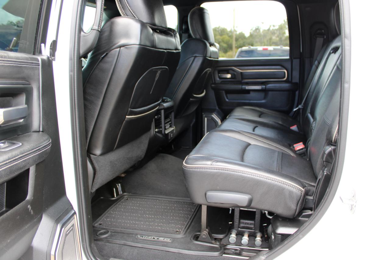 RAM 3500 Limited Mega Cab 4WD 2020