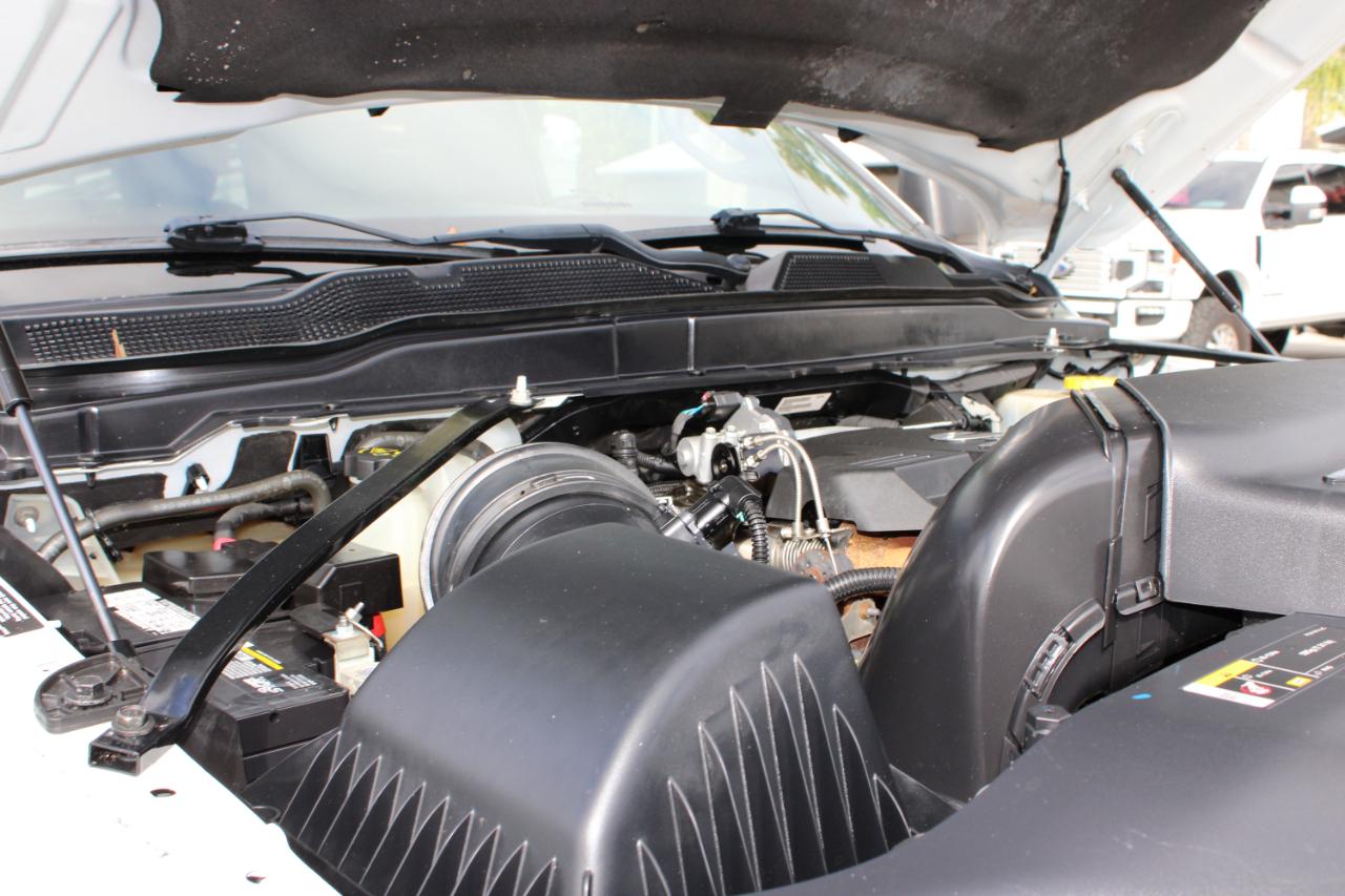 RAM 3500 Tradesman Crew Cab 4WD 2024