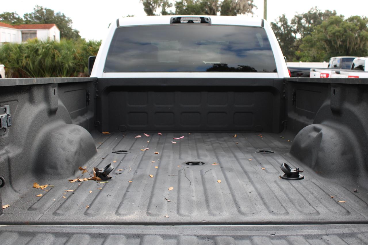 RAM 3500 Tradesman Crew Cab 4WD 2024