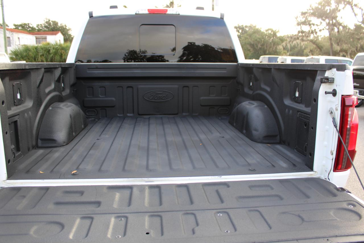 Ford F-150 XLT SuperCrew 4WD 2024