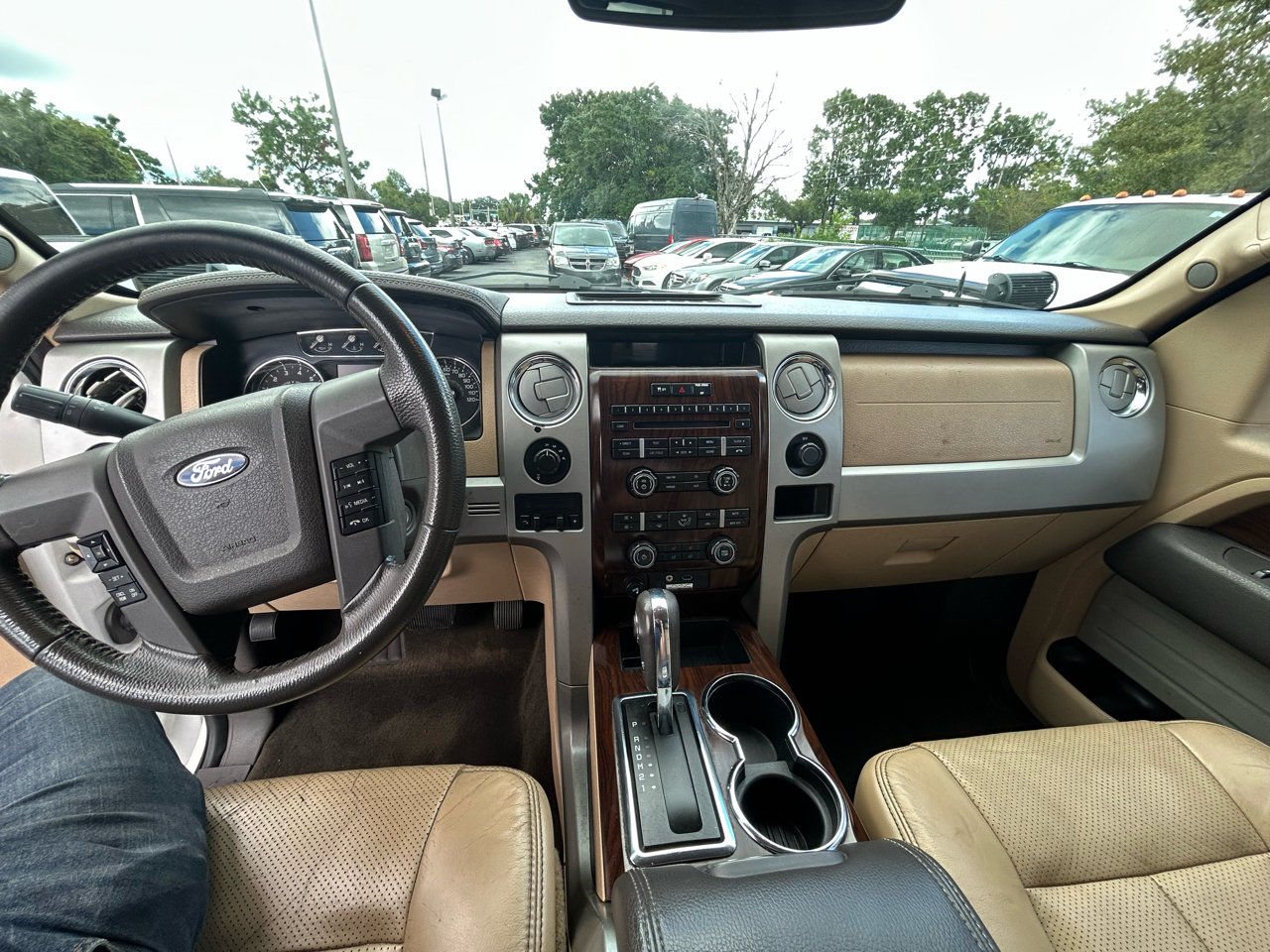 Ford F-150 Lariat 2012