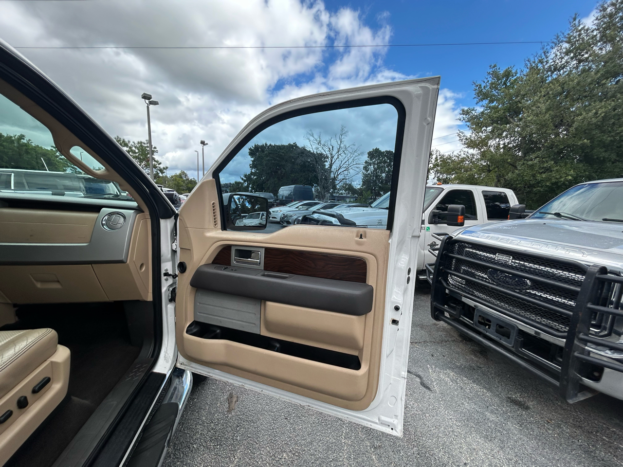 Ford F-150 Lariat 2012