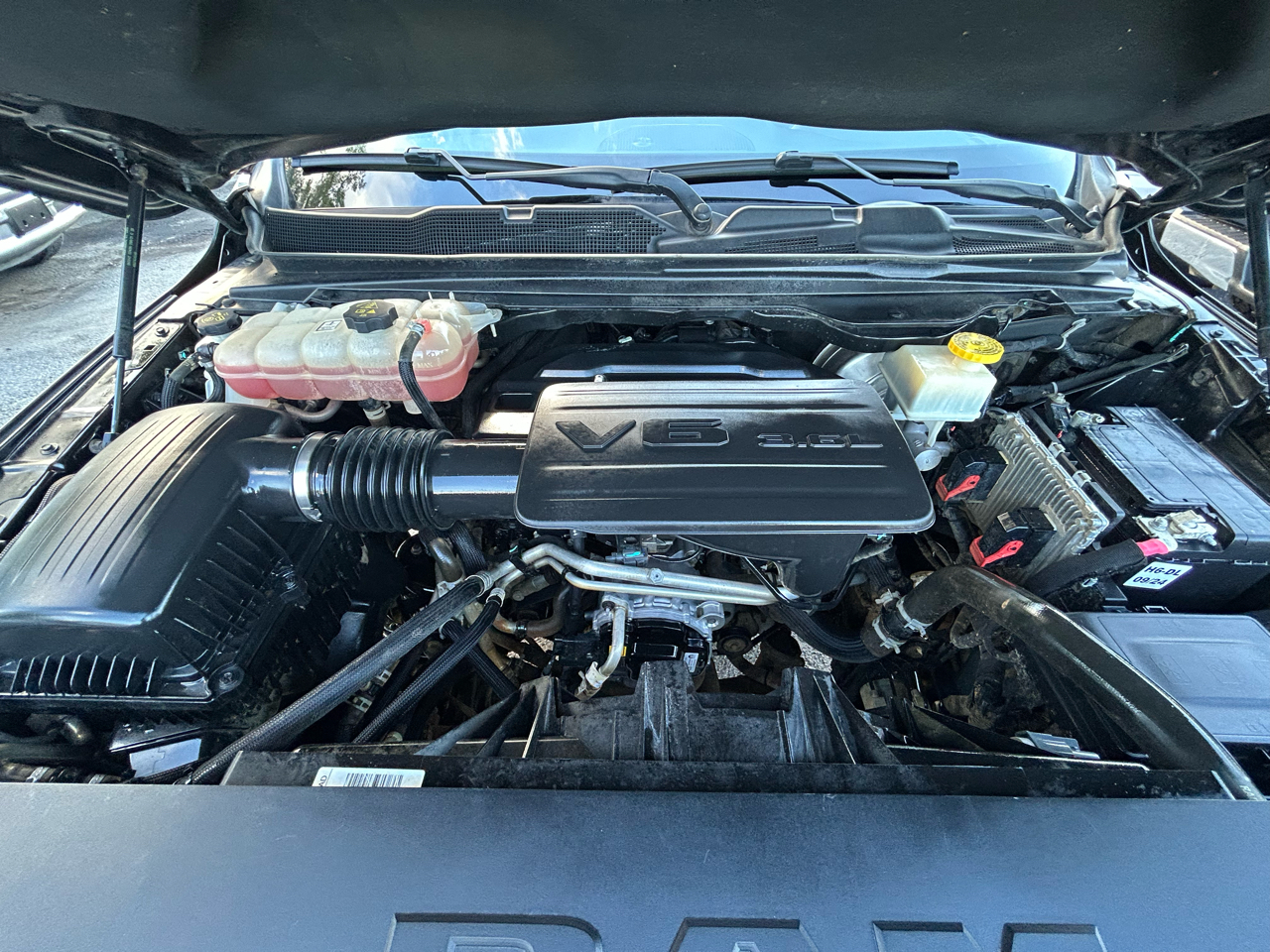 RAM 1500 Big Horn Quad Cab 2WD 2021