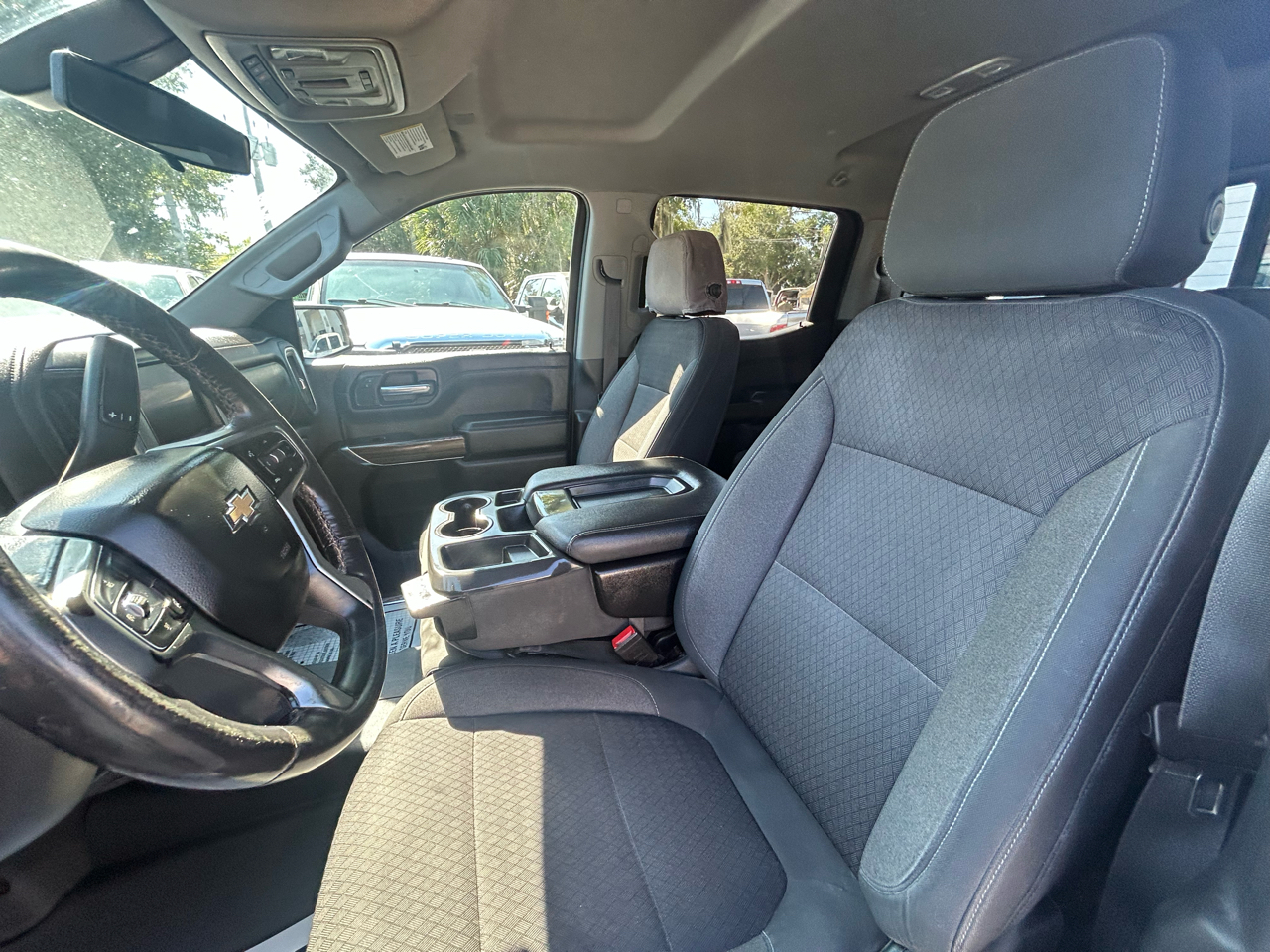 Chevrolet Silverado 1500 LT Crew Cab 4WD 2021