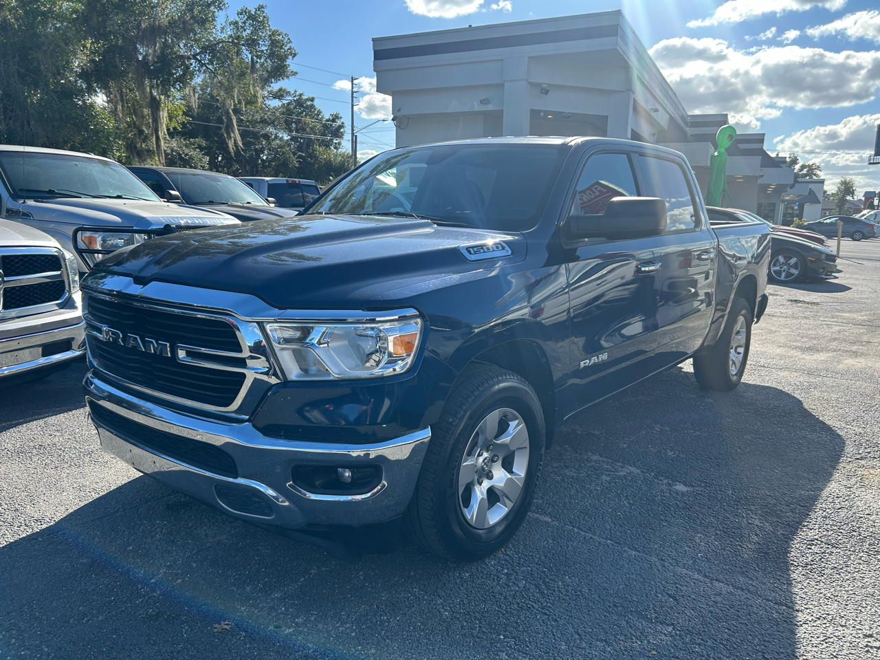 RAM 1500 Big Horn Crew Cab SWB 2WD 2020