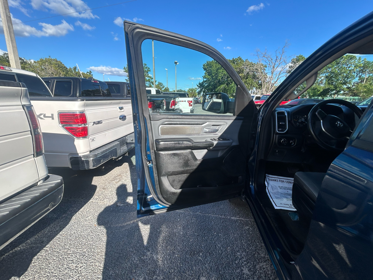 RAM 1500 Big Horn Crew Cab SWB 2WD 2020