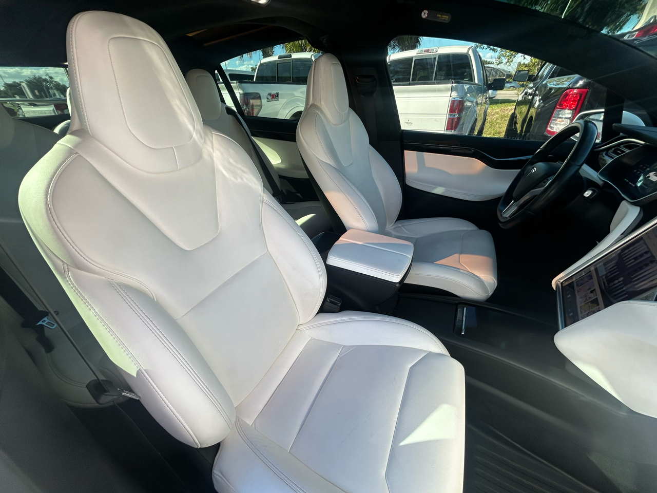 Tesla Model X 75D 2018