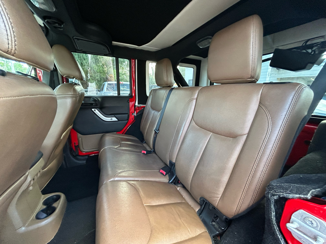 Jeep Wrangler Unlimited Sahara 4WD 2016