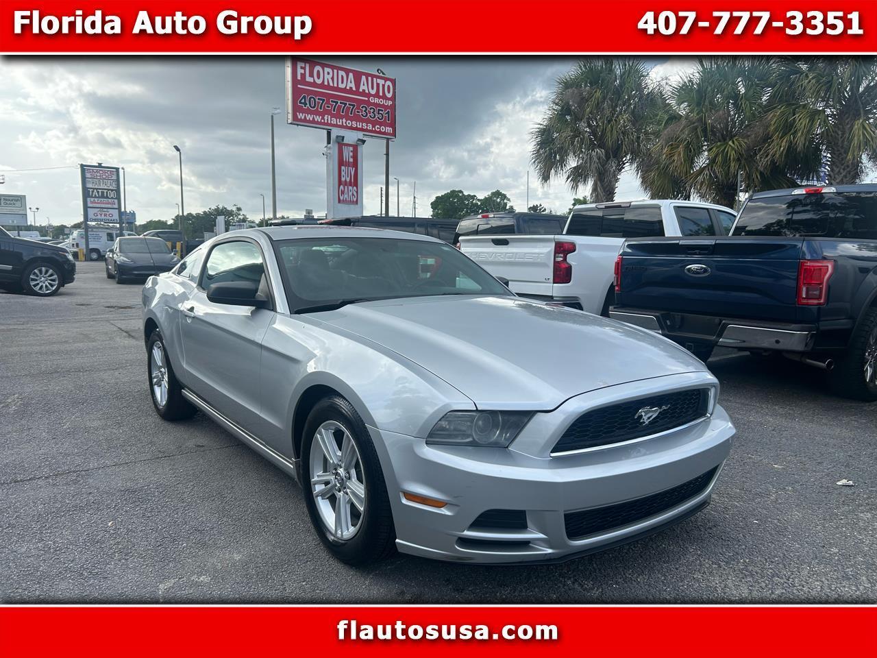 2013 Ford Mustang V6 Coupe