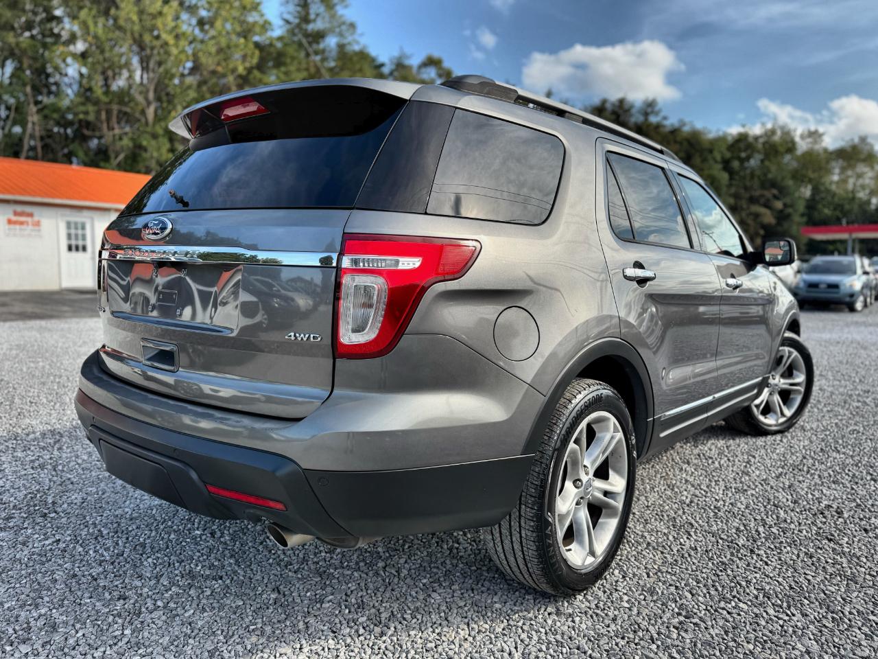Ford Explorer Limited 4WD 2011