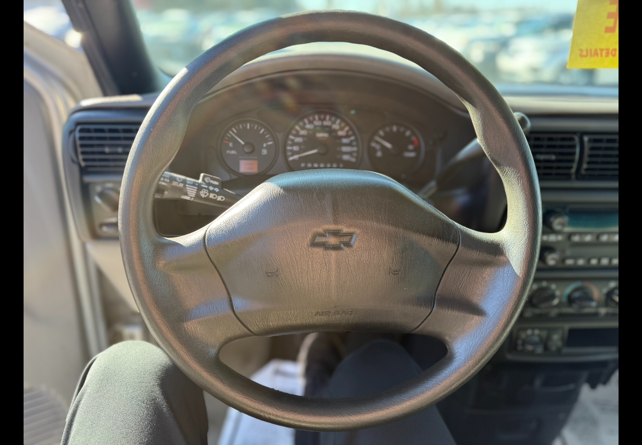 Chevrolet Venture LS 2003