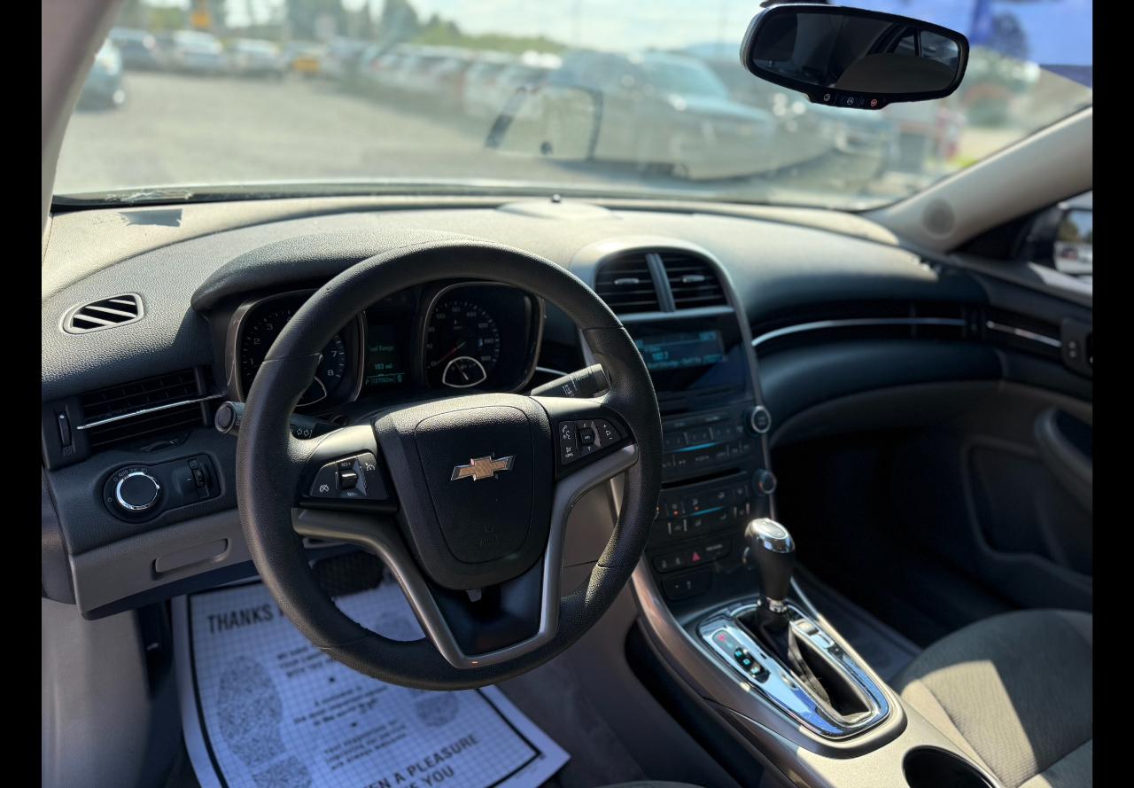 Chevrolet Malibu LS 2013