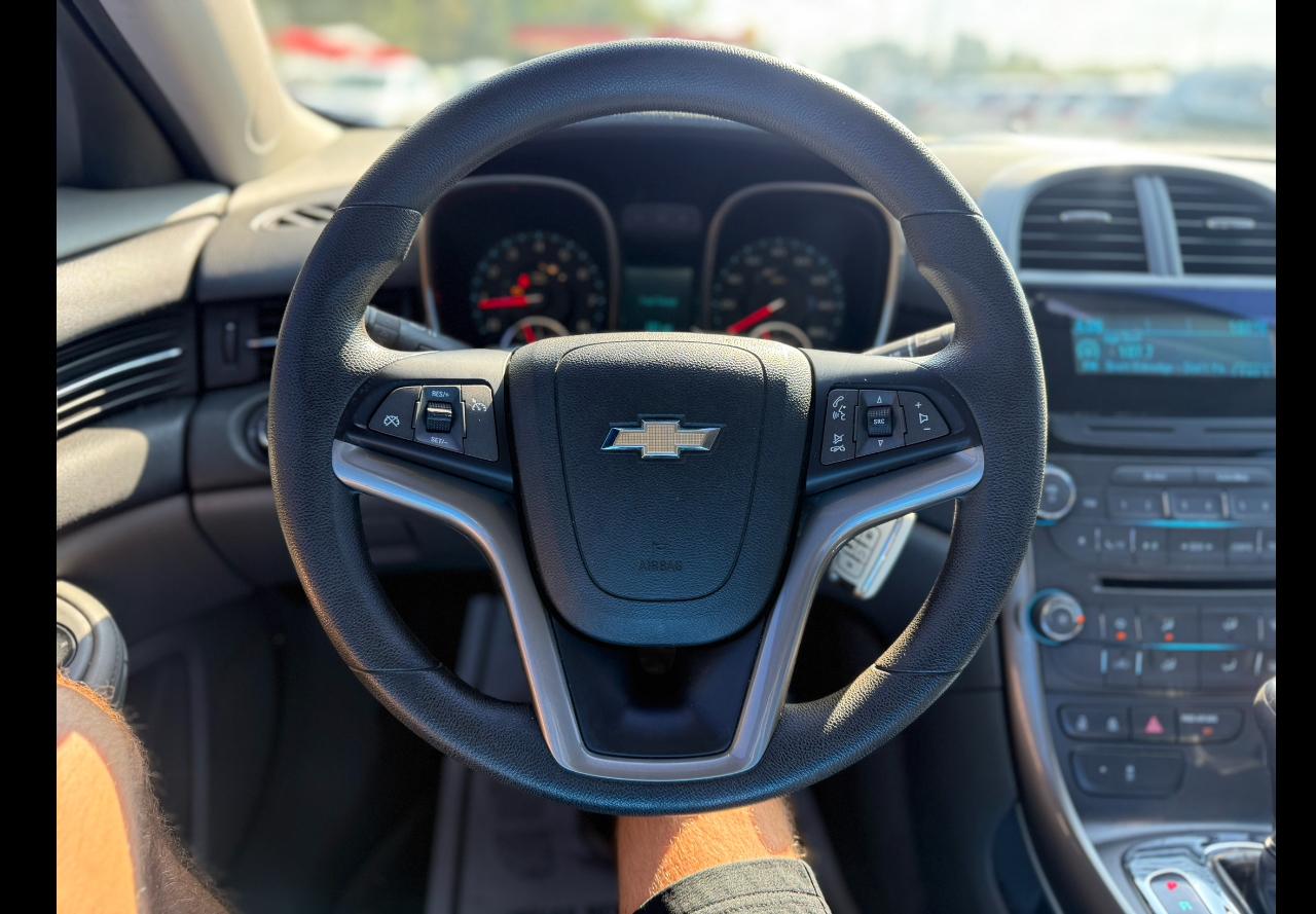 Chevrolet Malibu LS 2013